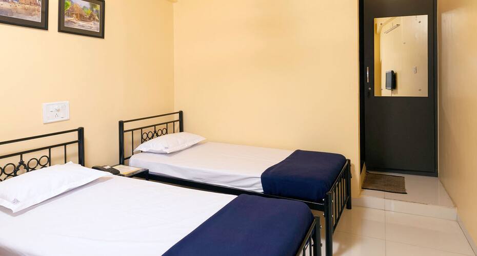Padma Guest House, Kolhapur 3