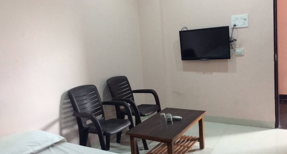 Hotel Jai Palace, Wardha 4