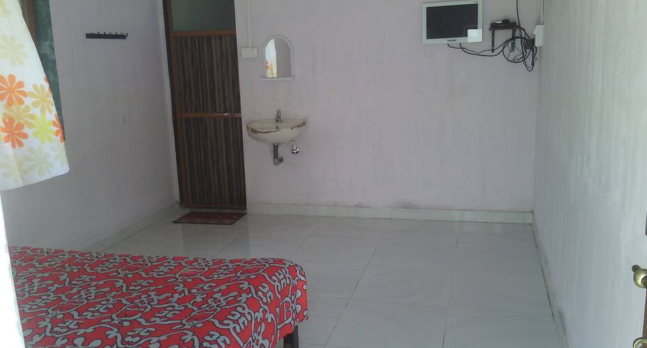 Ballaleshwar Cottage, Alibaug 3