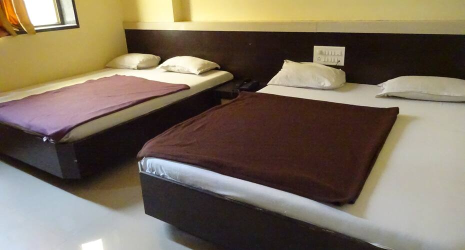 Hotel Sai Swastik by Sky Stays, Shirdi 3