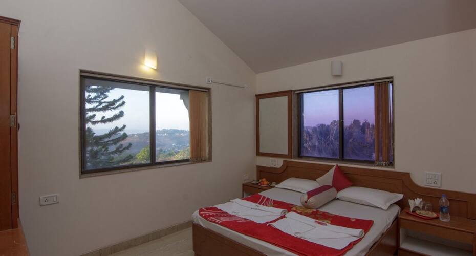 Deshmukh Farm House, Panchgani 3