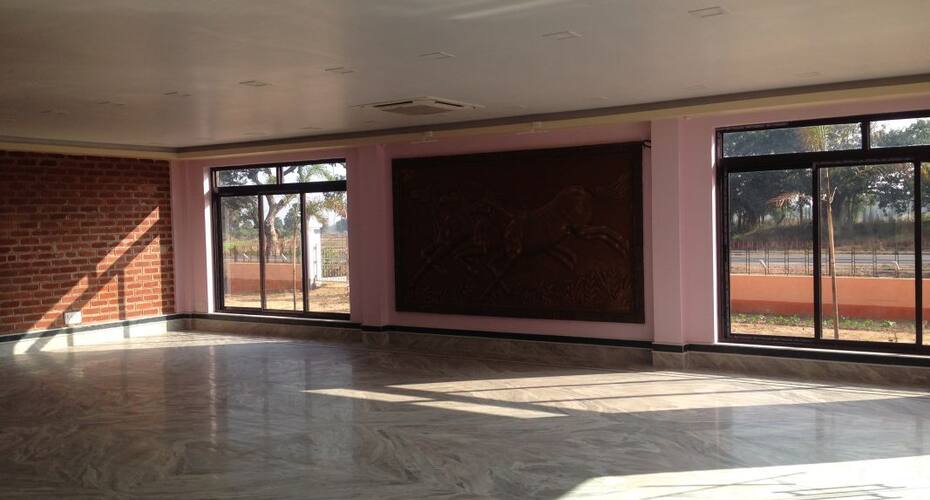 Whispering Woods Inn, Bolpur 2