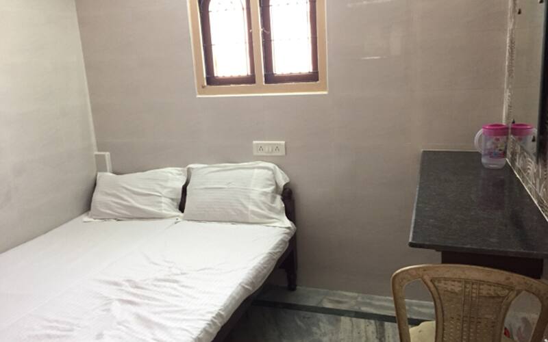 Kaam Inn, Chennai 2