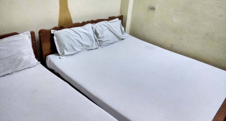 Hotel Raj Bhavan Guest House, Chennai 3