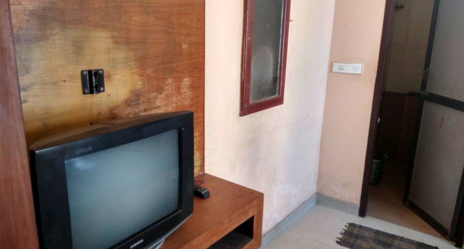 Howrah Mansion Residency, Chennai 5