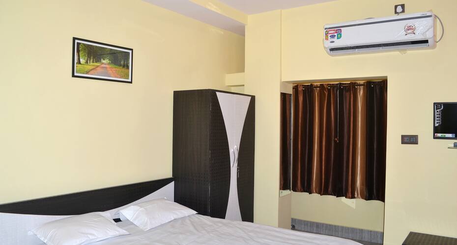 New Mukherjee Lodge, Bankura 3