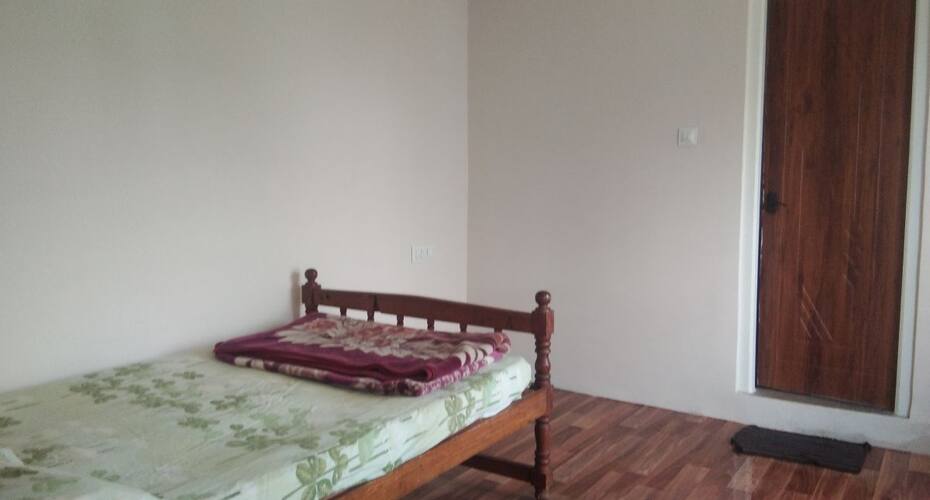 Sri Mini Cottage, Kodaikanal 4