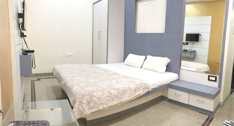 Hotel Chhaya, Aurangabad 1