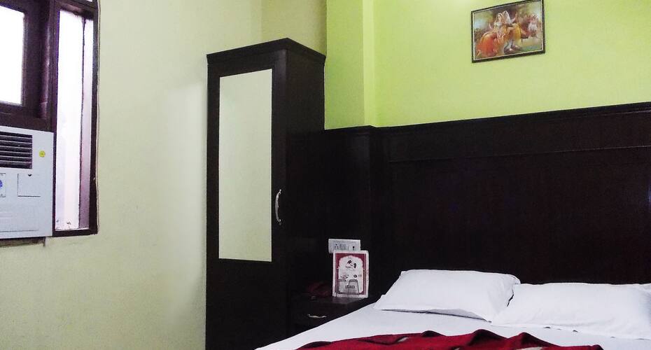 Hotel Shreeram Deluxe, New Delhi 2