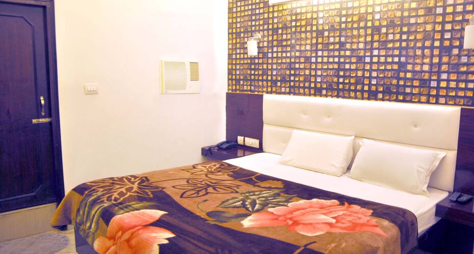 Hotel  D' Seasons, Agra 4
