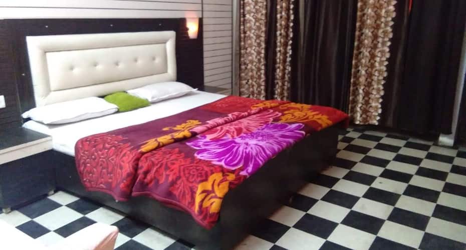 Hotel Travel Inn, Meerut 4