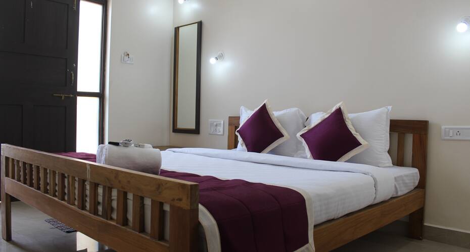 My Sea Side Hotel, Goa 5