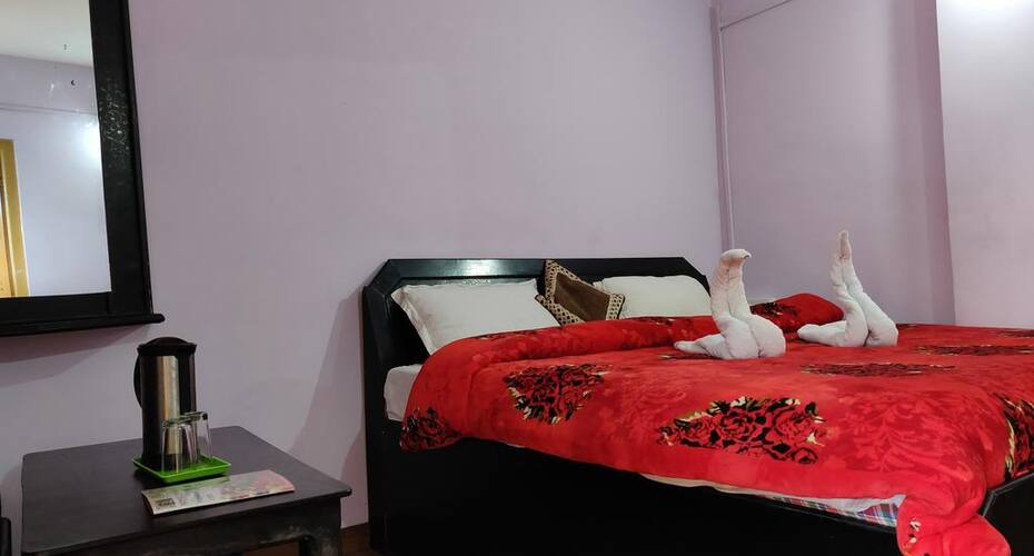 Hotel Ram Lakhan Dreamland, Patnitop 4