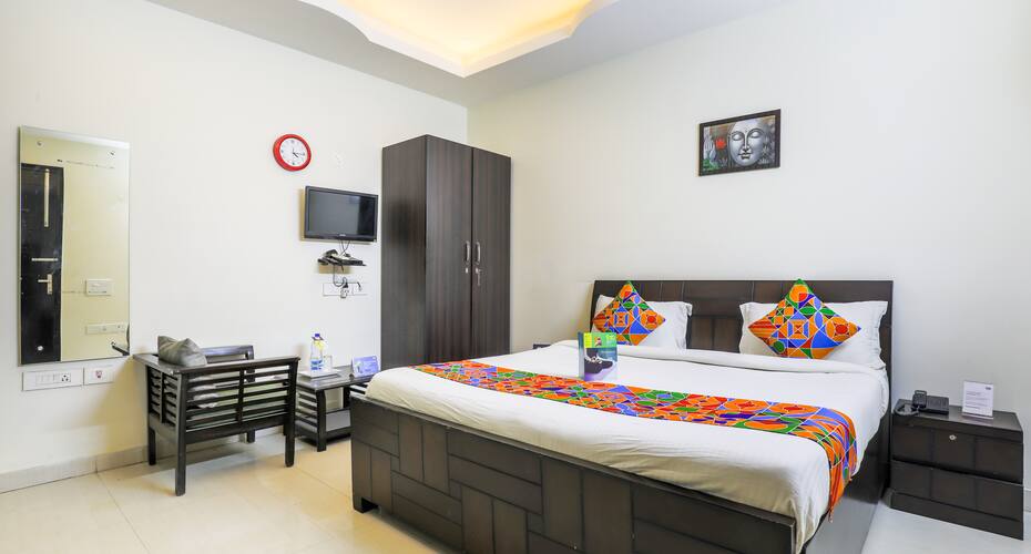 FabHotel Spring Homes Sushant Lok, Gurgaon 3