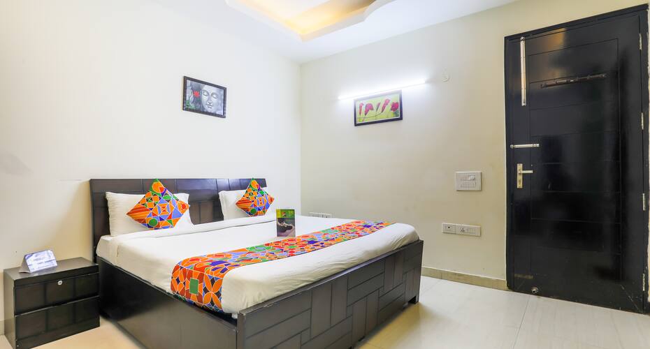 FabHotel Spring Homes Sushant Lok, Gurgaon 4