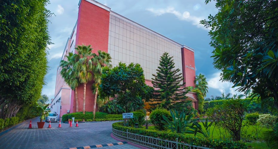 The Piccadily Lucknow Lucknow Price Reviews Photos Address