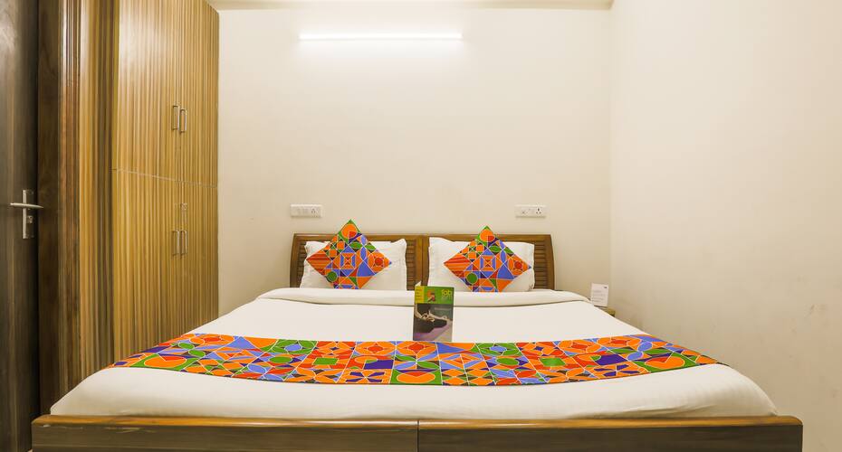 FabHotel Star Guest House Sector 38, Gurgaon 5