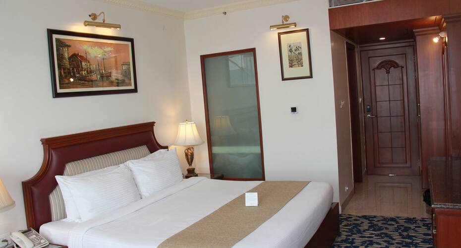 Royale De Casa, Guwahati 3
