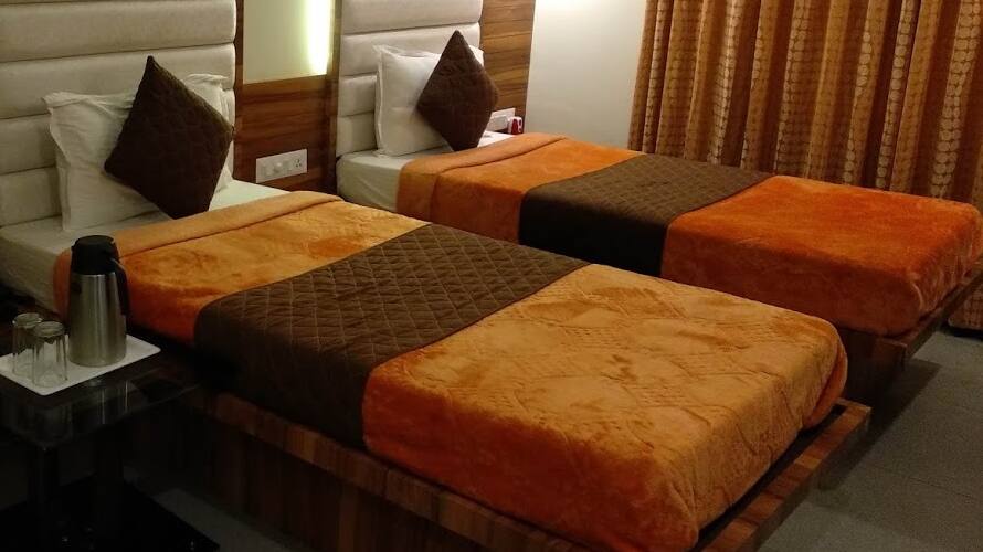 Hotel Sammati, Kheda 1