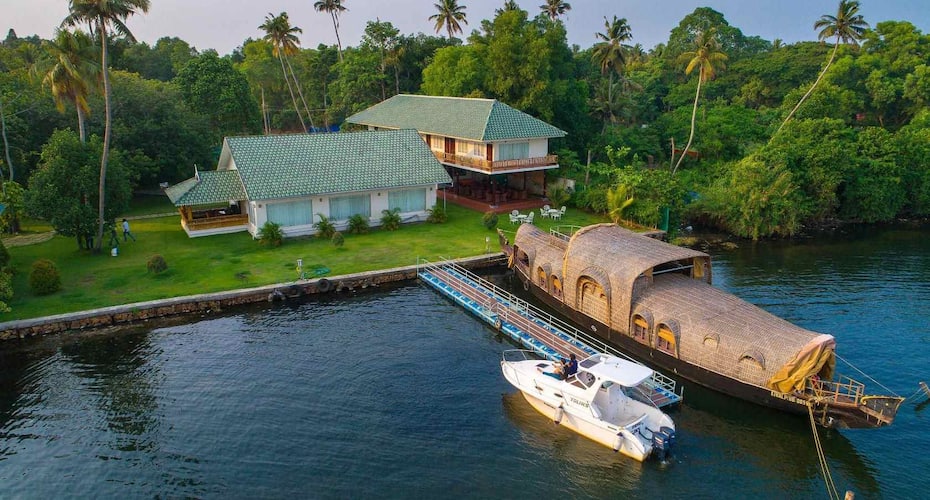 Cyrus Resort by Tolins Hotels & Resorts, Alleppey 2