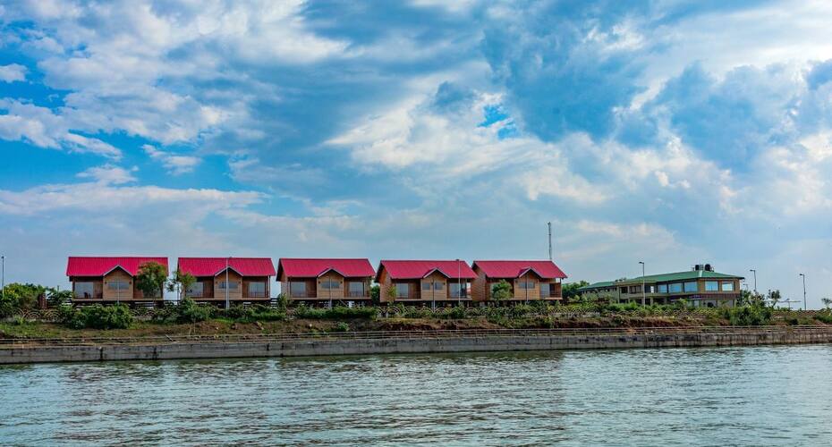 Mpt Hanuwantiya Resort Khandwa Price Reviews Photos Address Hanumantha rao (aka vhr, hanumantha rao vuthpulla) is a political leader from the indian national congress party.he is the aicc(all india congress committee) secretary of congress party in telangana.he was the member of parliament of rajya sabha. mpt hanuwantiya resort khandwa price