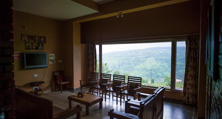 Dala Rooster Bungalow, Panchgani 2
