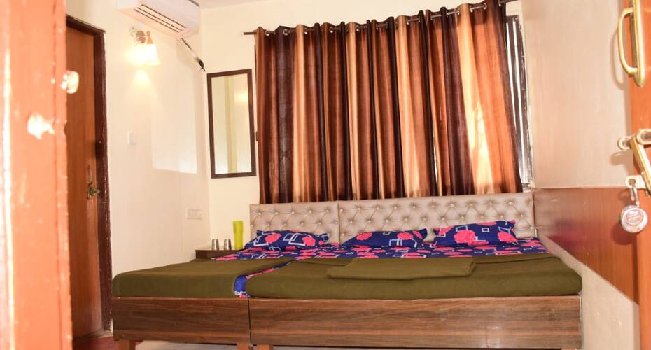 Sai Ratna Hotel, Shirdi 5