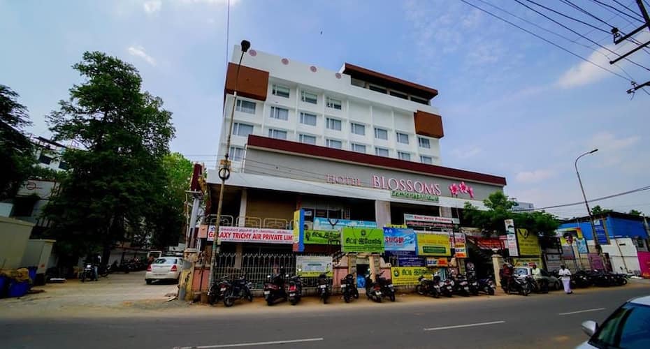 hotel-blossoms-trichy-price-reviews-photos-address