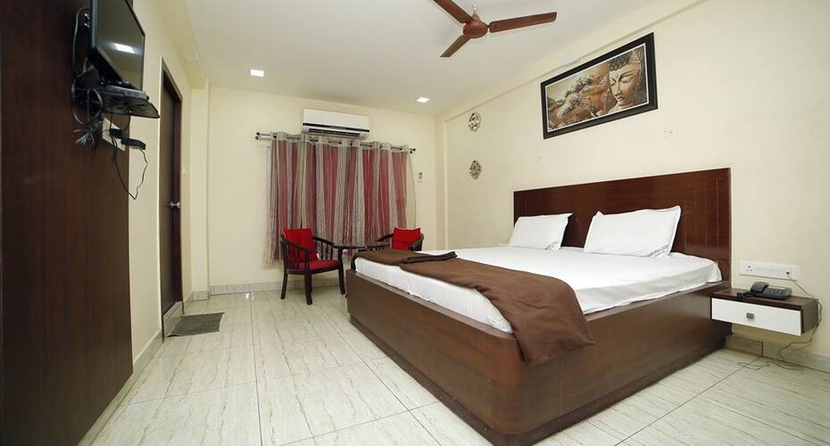 Annapurna Lodge, Guntur 3