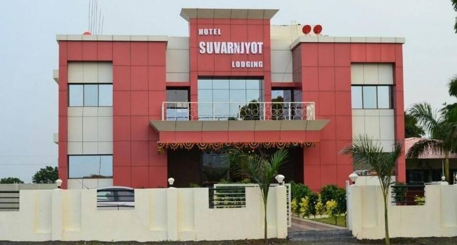 HotelSuvarnjyot, Ahmednagar 1