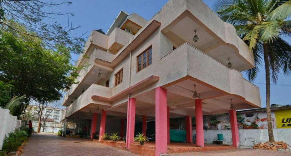 Hotel La Costa Residency, Goa 2