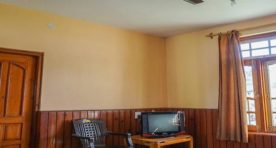 Shova's Nest, Dharamshala 4