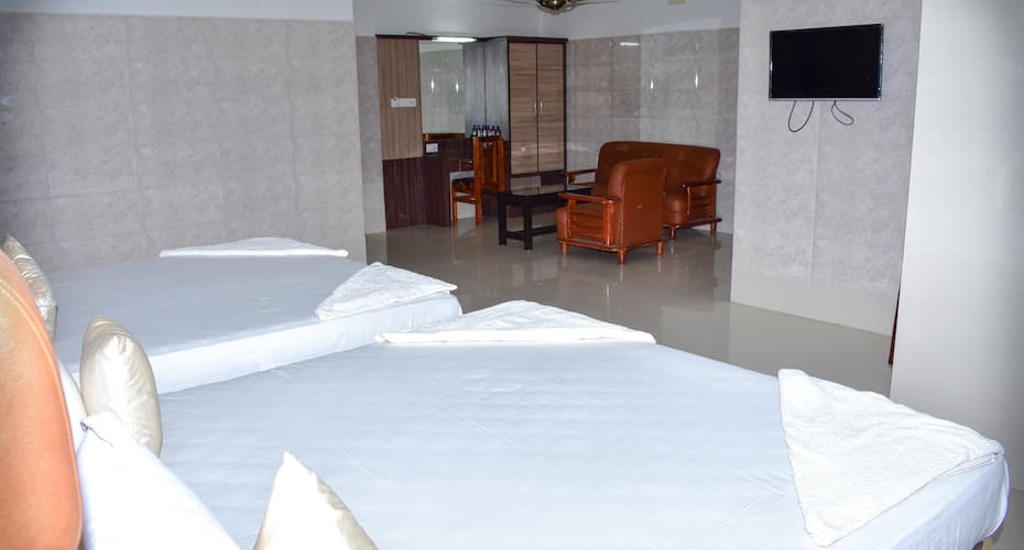 StayApart Hotel Grace, Kumbakonam 5