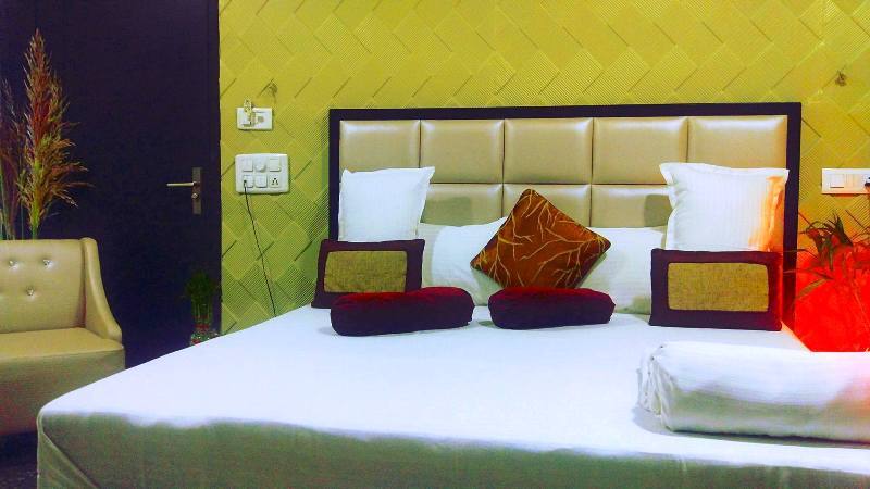 Hotel Vicky Plaza, Hanumangarh 2