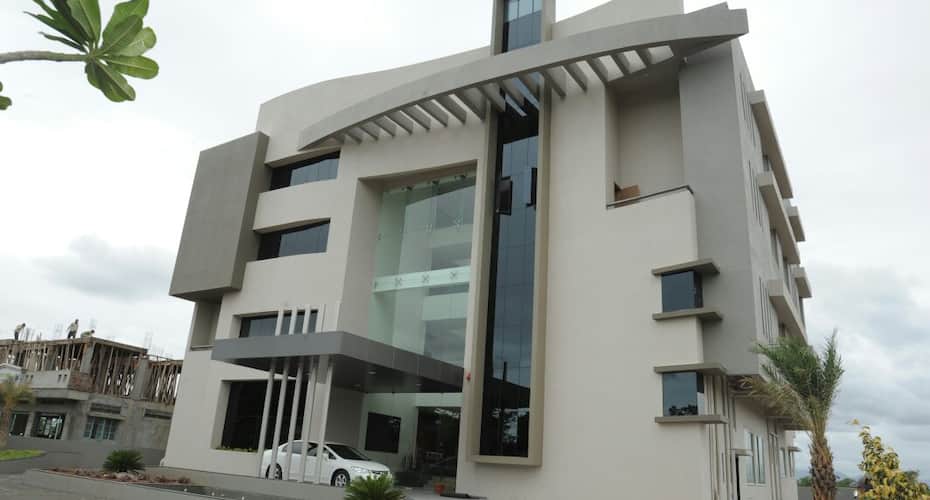 Hotel Maharaja Executive, Phaltan 1