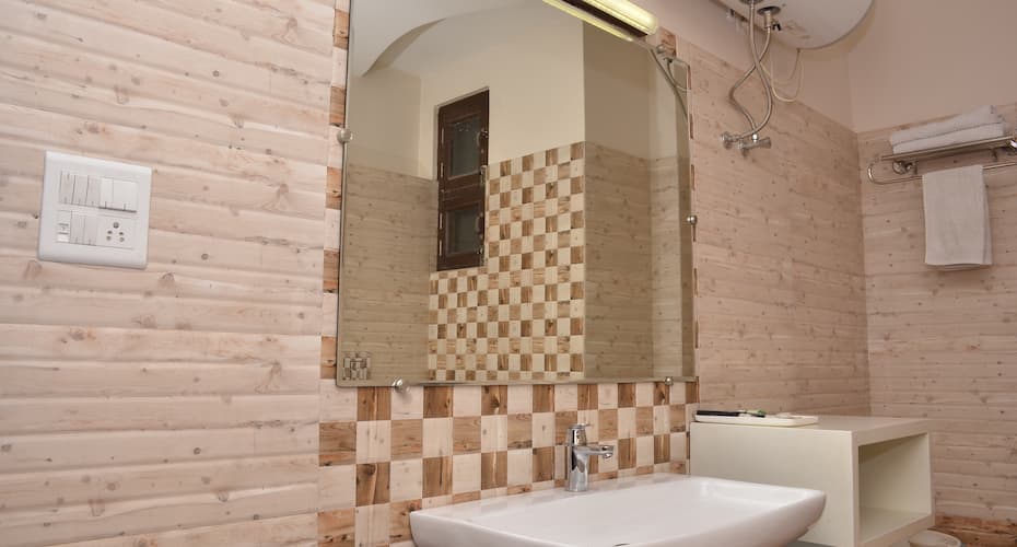 BELLEVUE INN, Sri Ganganagar 5