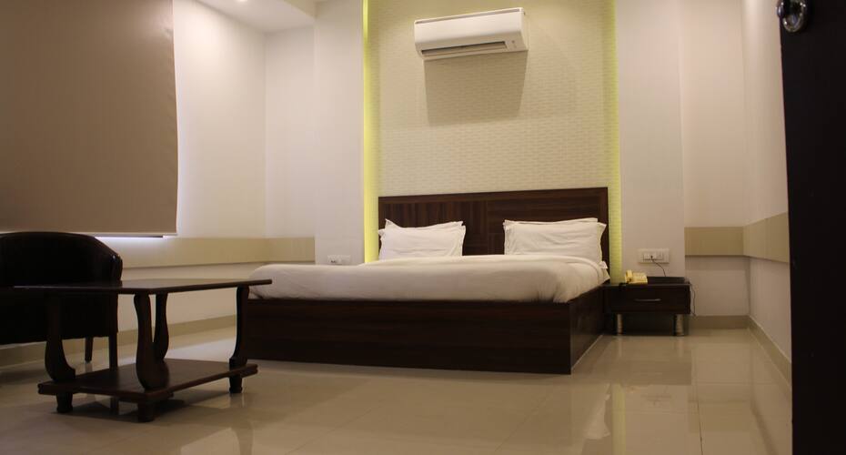 Hotel RR Grand, Amritsar 4