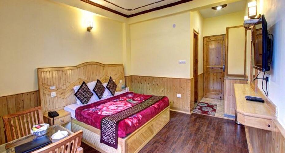 Holiday BnB, Manali 5