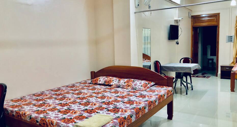 Pine Hill Homestay, Shillong 4