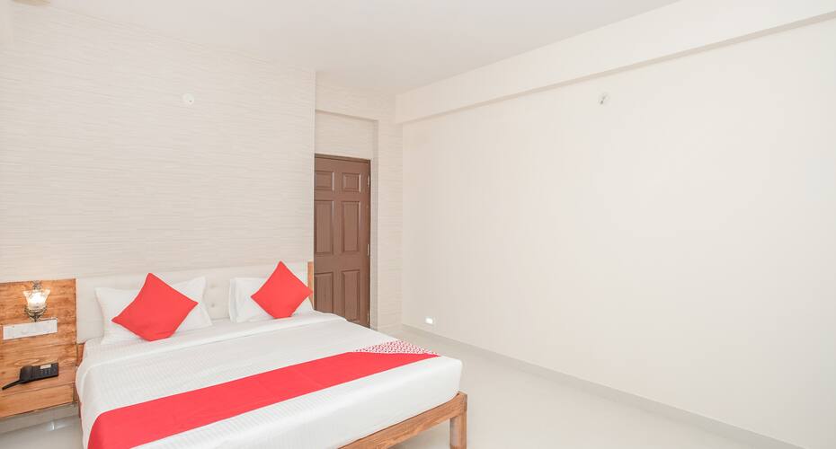 Hotel Dollars Nest, Bangalore 3