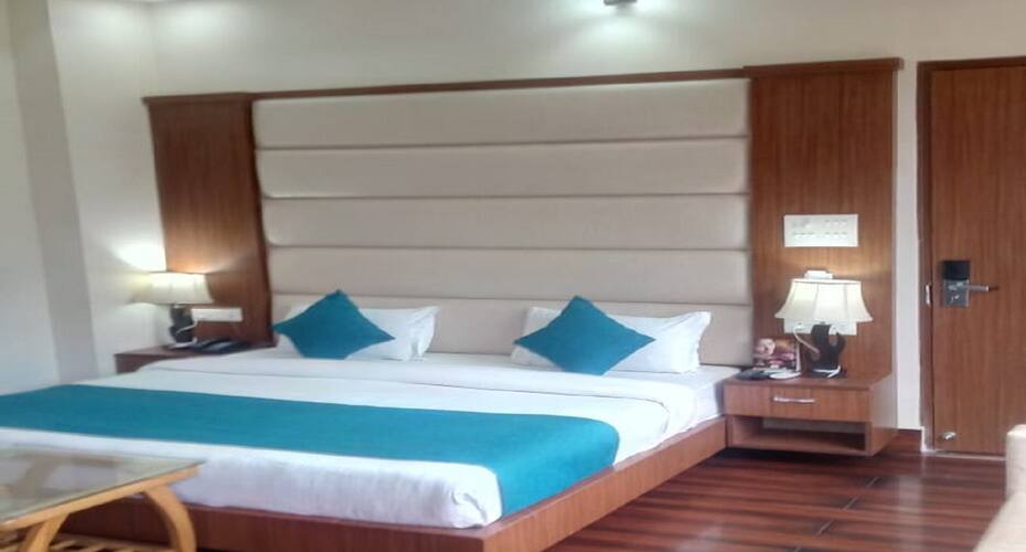 X Hotel by bloom   Rishikesh, Rishikesh 3