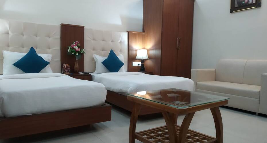 X Hotel by bloom   Rishikesh, Rishikesh 5