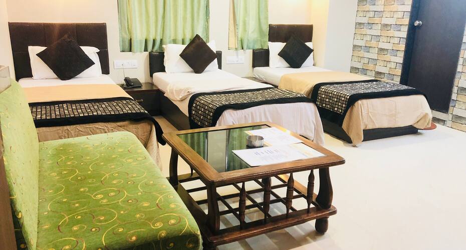Hotel Shailly Inn, Ahmedabad 2