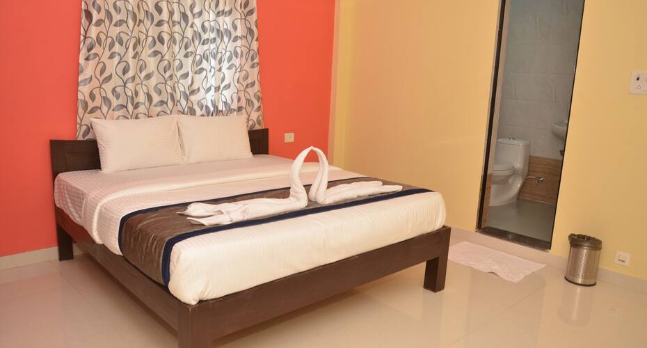 Hotel Suvian On Bagha Beach Goa, Goa 2
