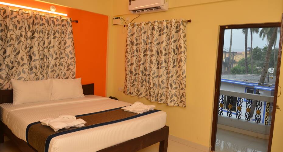 Hotel Suvian On Bagha Beach Goa, Goa 4