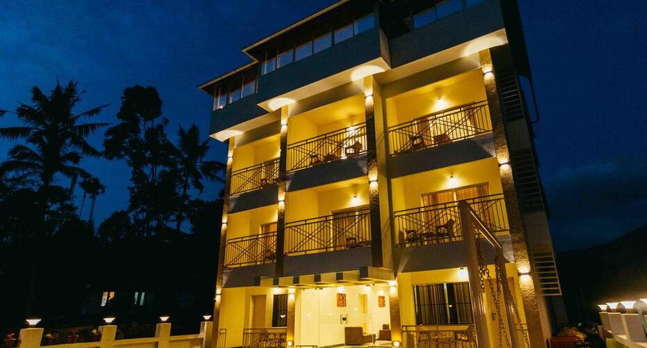 Ice Berg Hill Resort, Munnar 1