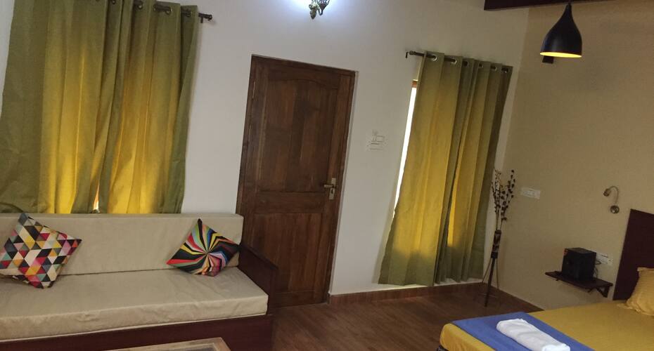 Sun Burn Beach Resorts, Vengurla 4