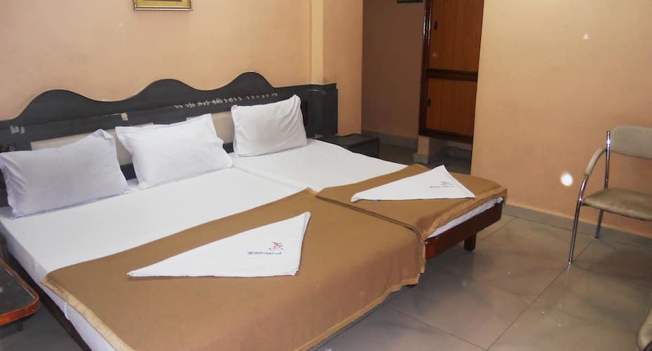 Kommineni Residency, Tirupati 4