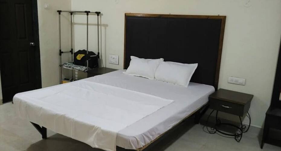 Whistling Waves Beach Resort, Dapoli 5