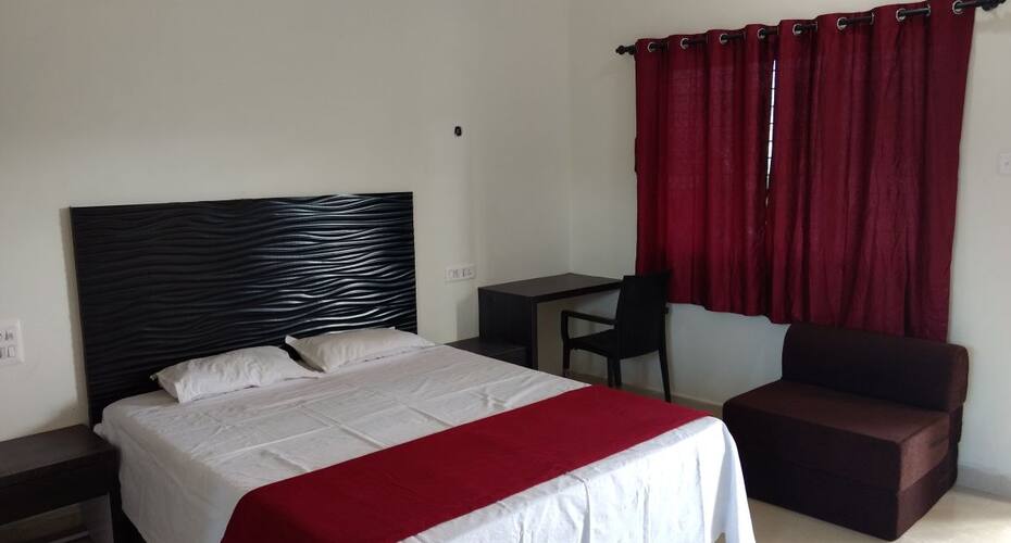Whistling Waves Beach Resort, Dapoli 4
